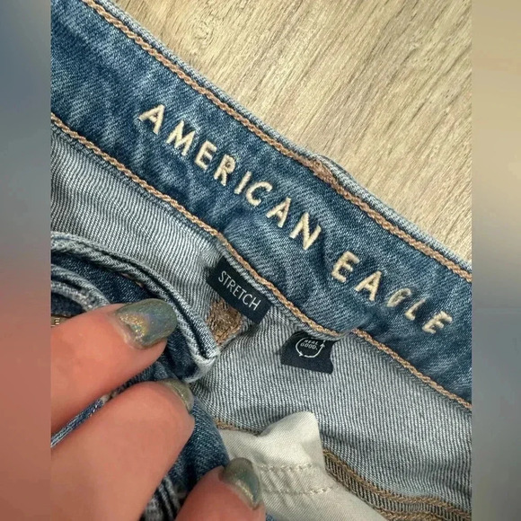 American Eagle Stretch Shorts - Picture 7 of 7